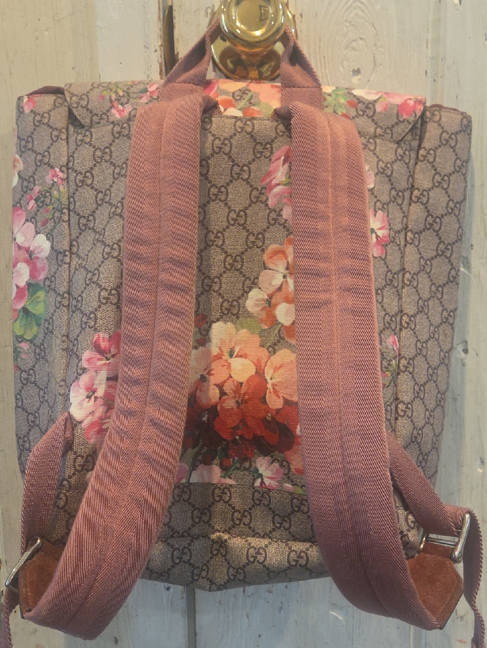 Gucci Beige Monogram Backpack with Pink and Coral Floral Print - Picture 2 of 10